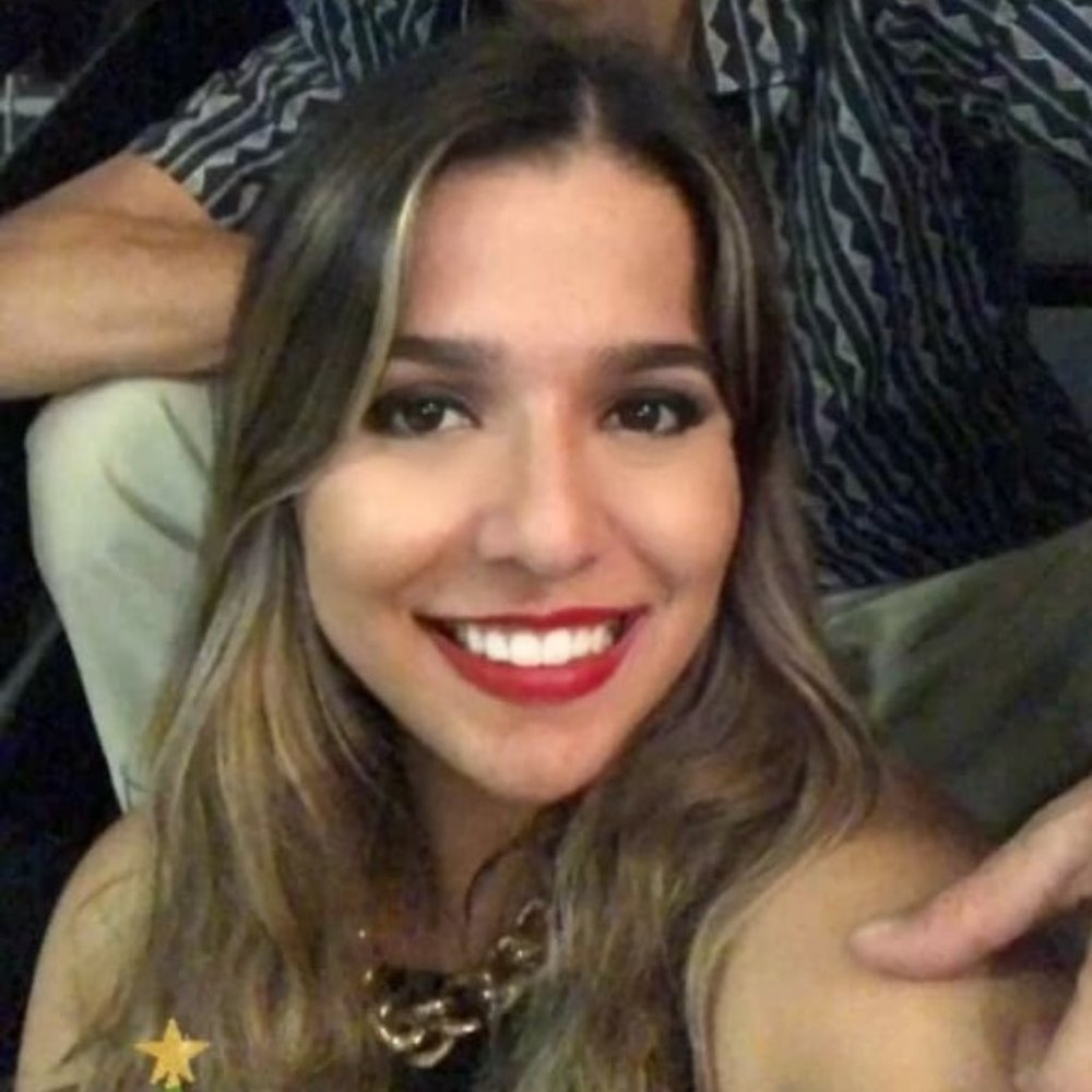 Meet your Posher, Gabriela